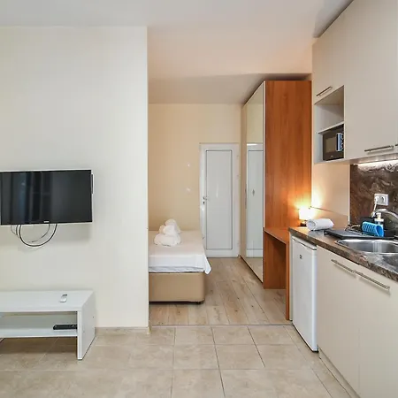 Location And Free Parking *