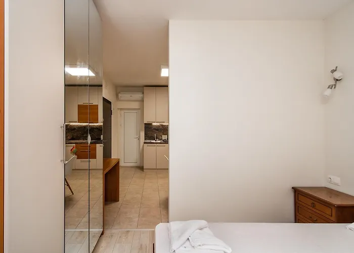 Location And Free Parking * Varna